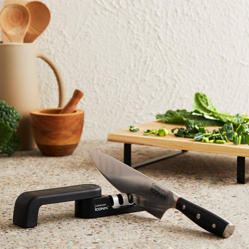 Aiguiseur de couteaux iconiX® – Cuisine::pro® - hover