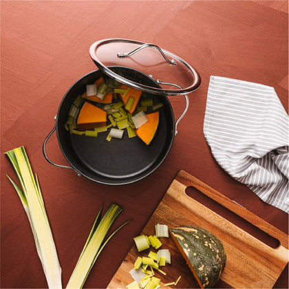 Cuisine::pro® iD3® Stockpot with Lid 8qt
