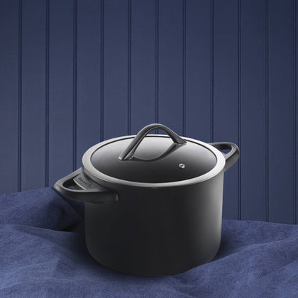 Cuisine::pro® iD3® Stockpot with Lid 8qt